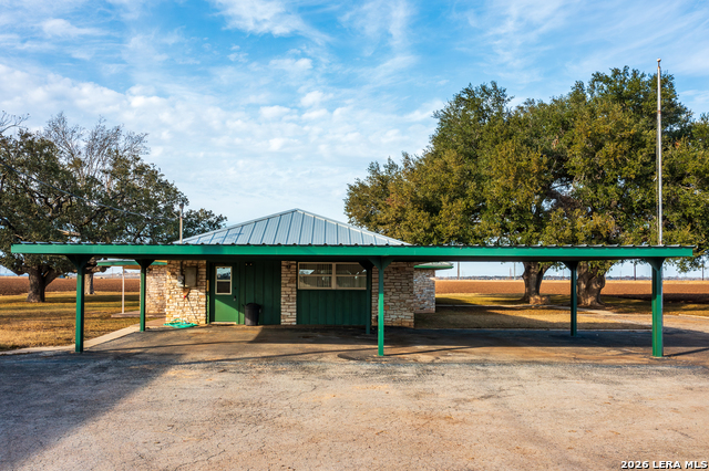 Listing photo id 1 for 3830 County Road 541