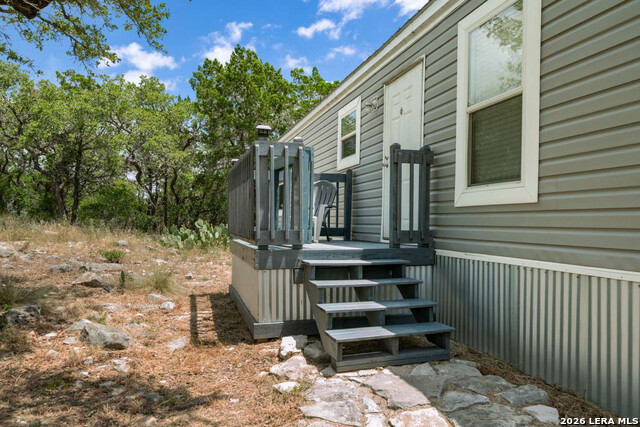 Listing photo id 12 for 916 Private Road 2532