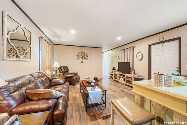 Listing photo id 19 for 916 Private Road 2532