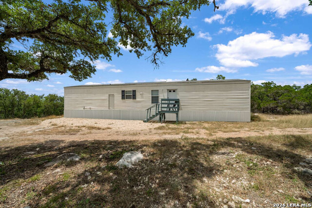 Listing photo id 21 for 916 Private Road 2532