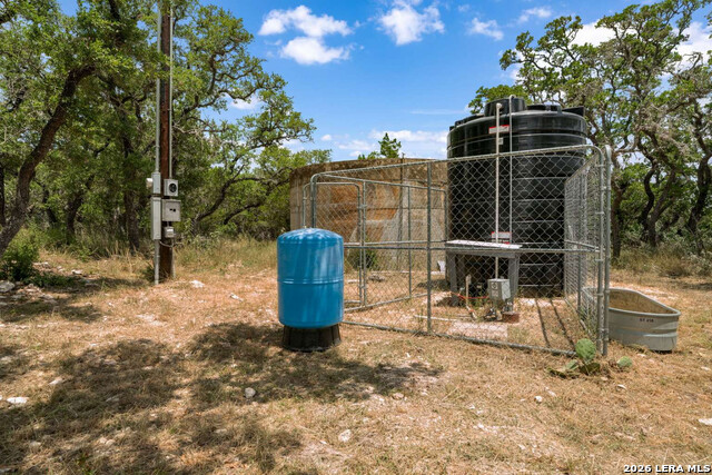 Listing photo id 29 for 916 Private Road 2532
