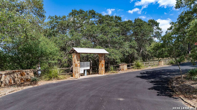 Listing photo id 32 for 916 Private Road 2532
