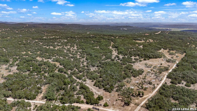 Listing photo id 3 for 916 Private Road 2532