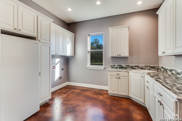 Listing photo id 26 for 419 Rodalyn Drive