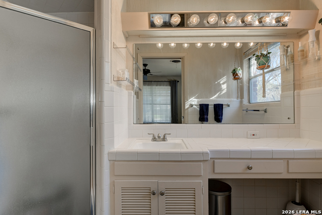 Image 16 of 32 For 619 Indigo  