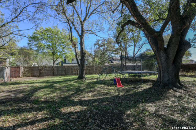 Image 26 of 32 For 619 Indigo  