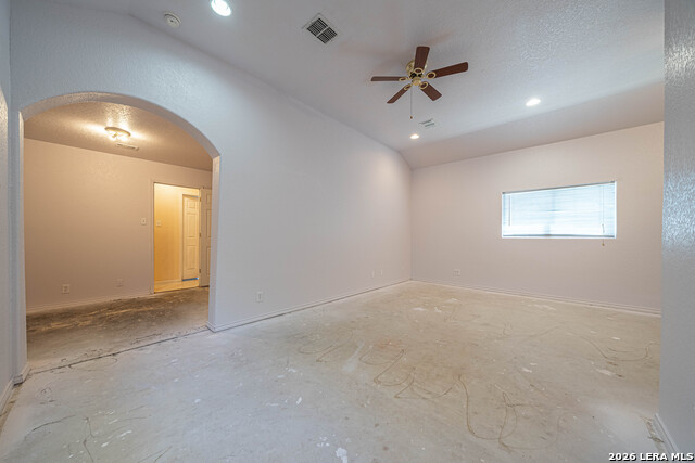 Listing photo id 14 for 5630 Seacomber