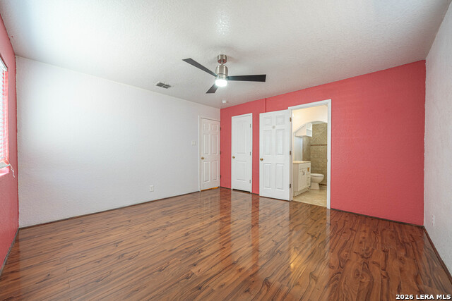 Listing photo id 21 for 5630 Seacomber