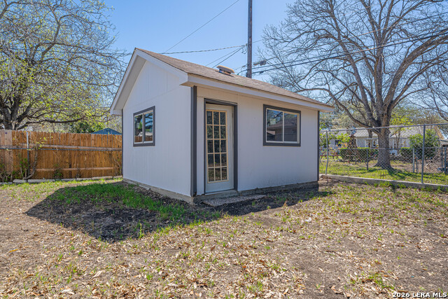 Listing photo id 29 for 5630 Seacomber