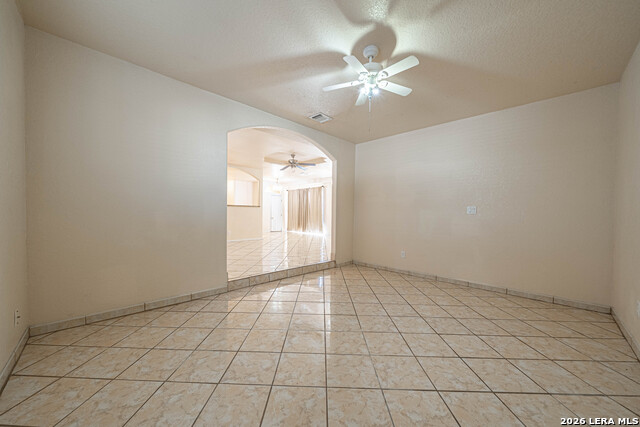 Listing photo id 5 for 5630 Seacomber