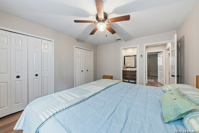 Image 16 of 18 For 11843 Braesview  2101