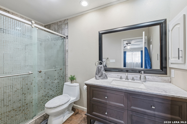 Image 17 of 18 For 11843 Braesview  2101