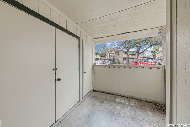 Image 18 of 18 For 11843 Braesview  2101