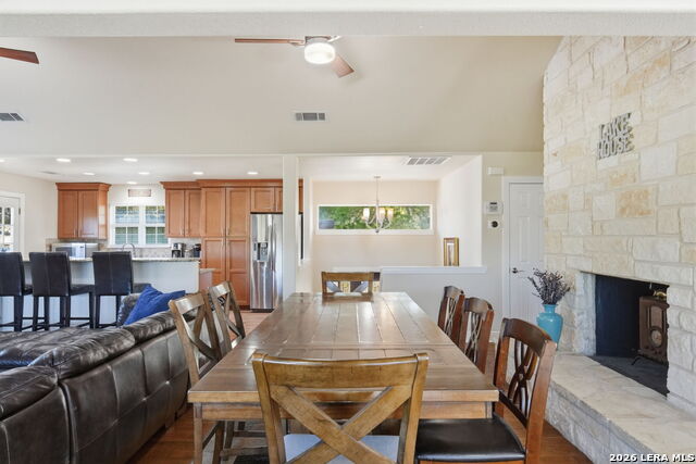 Image 11 of 50 For 2366 Colleen Drive