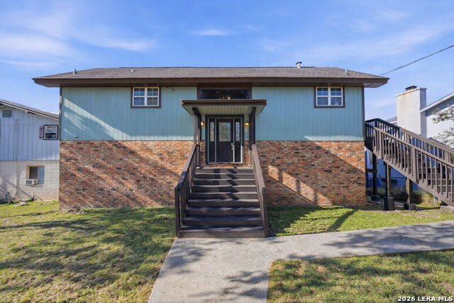 Image 3 of 50 For 2366 Colleen Drive