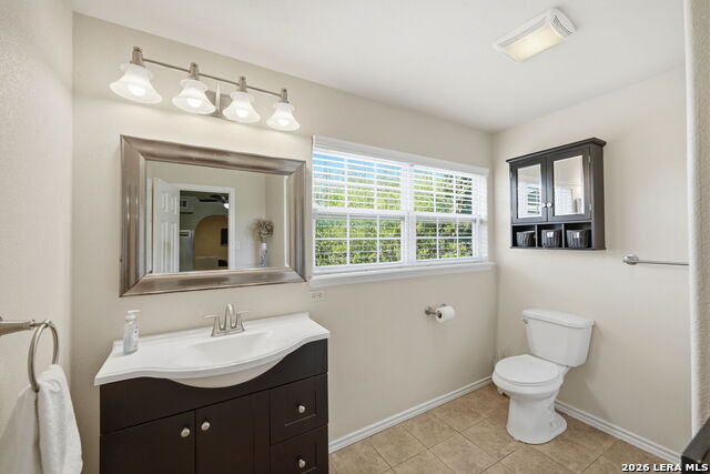 Image 39 of 50 For 2366 Colleen Drive