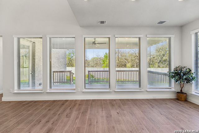 Listing photo id 19 for 63 Ricadonna