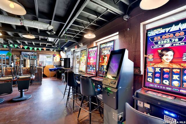 Image 6 of 20 For 5218 Rita Ave