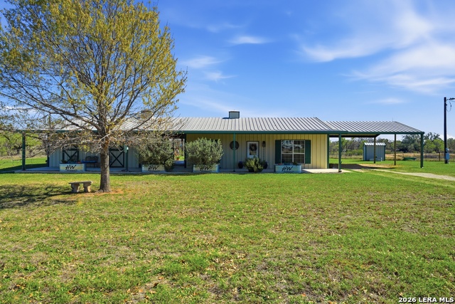 Details for 293 Woodrow Center, Kingsbury, TX 78638