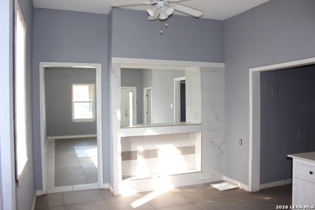 Image 14 of 16 For 830 Steves Ave