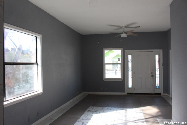 Image 5 of 16 For 830 Steves Ave