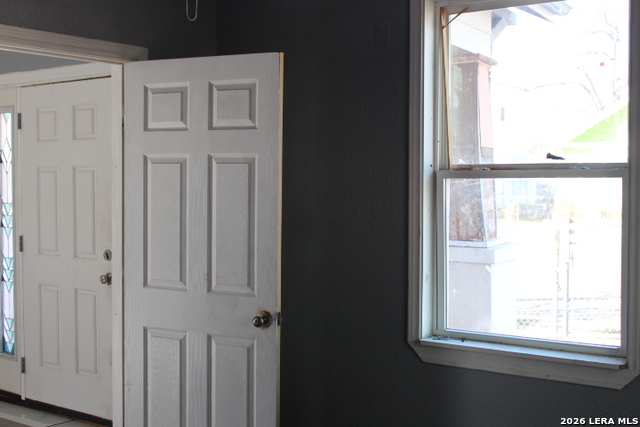 Image 7 of 16 For 830 Steves Ave