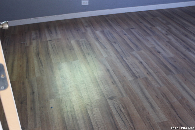 Image 8 of 16 For 830 Steves Ave