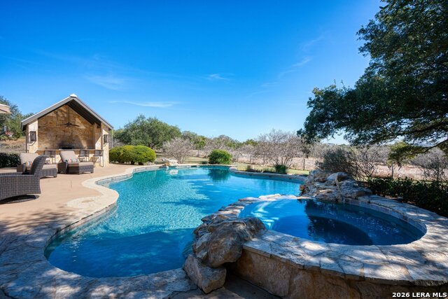 Image 12 of 58 For 1806 Cordillera Trace