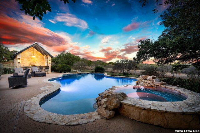 Image 19 of 58 For 1806 Cordillera Trace