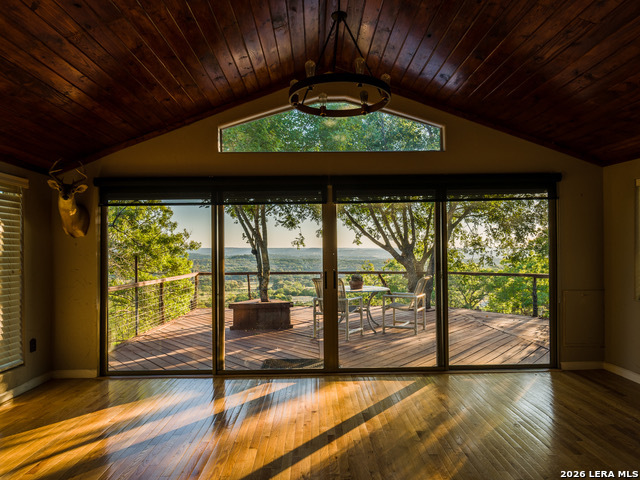 Image 23 of 31 For 217 Saddle Wood