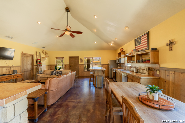 Image 10 of 34 For 726 Tierra Linda