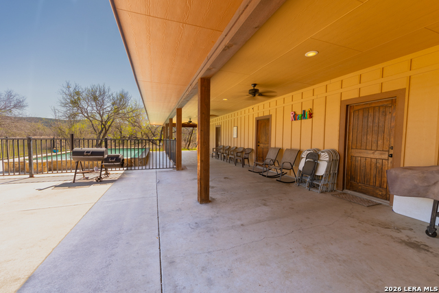 Image 23 of 34 For 726 Tierra Linda