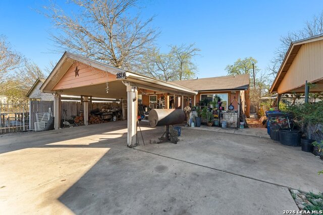 Image 3 of 20 For 2824 Ruiz St