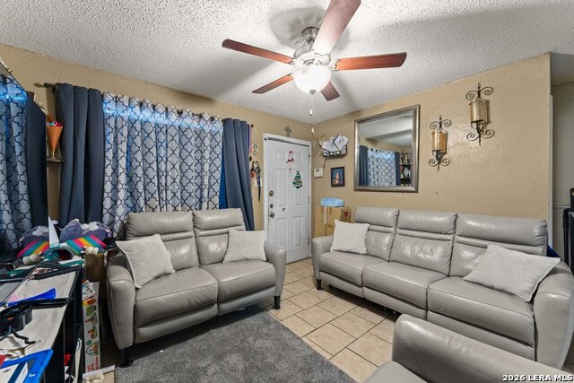 Image 6 of 20 For 2824 Ruiz St