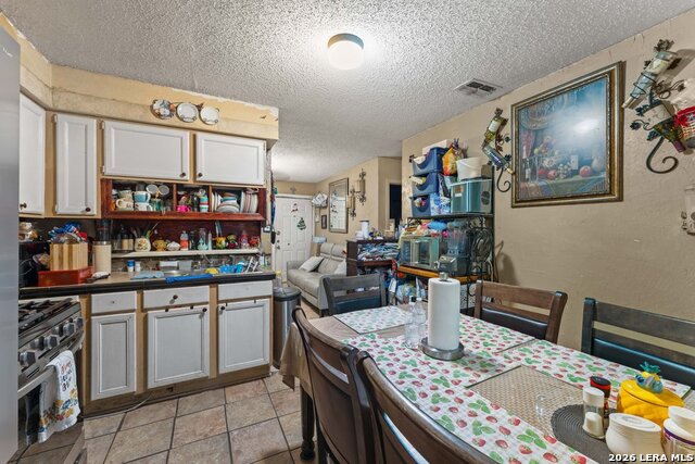 Image 9 of 20 For 2824 Ruiz St