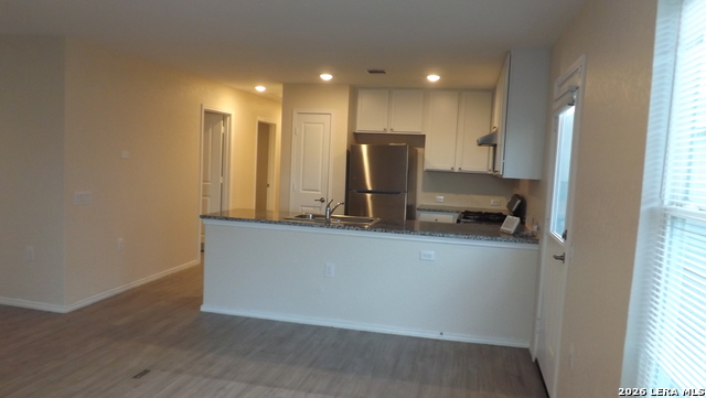 Listing photo id 0 for 4543 Zoe Pass