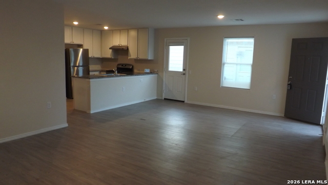 Listing photo id 1 for 4543 Zoe Pass