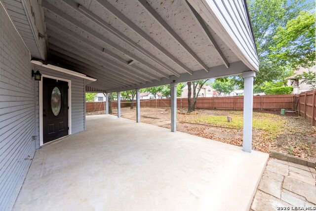 Image 34 of 38 For 14107 Cougar Rock