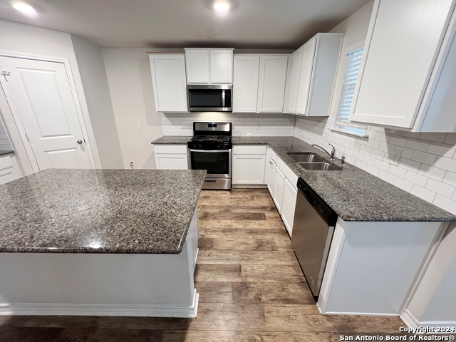 Image 12 of 34 For 6518 Hoffman Plain