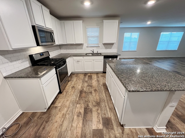 Image 15 of 34 For 6518 Hoffman Plain