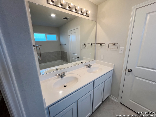 Image 28 of 34 For 6518 Hoffman Plain