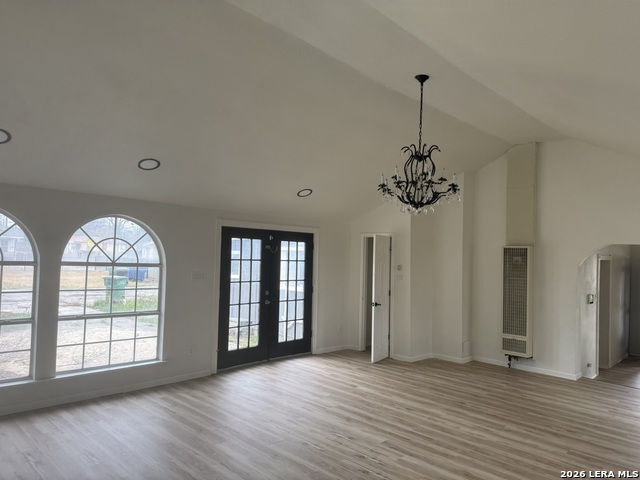 Image 4 of 12 For 709 Chupaderas S