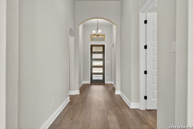 Image 2 of 25 For 221 Janice  