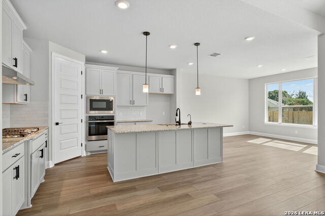 Image 7 of 25 For 221 Janice  