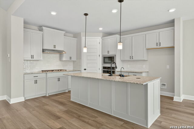 Image 8 of 25 For 221 Janice  