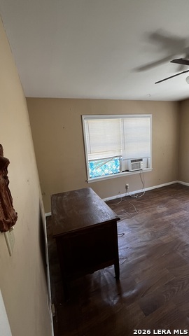 Image 10 of 34 For 535 Twin Elm