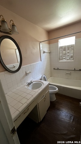 Image 12 of 34 For 535 Twin Elm