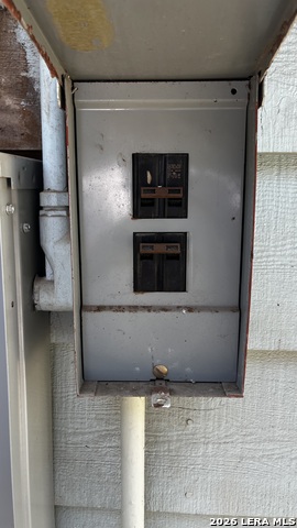 Image 25 of 34 For 535 Twin Elm