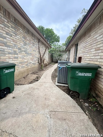 Image 30 of 46 For 9122 Big Bethel