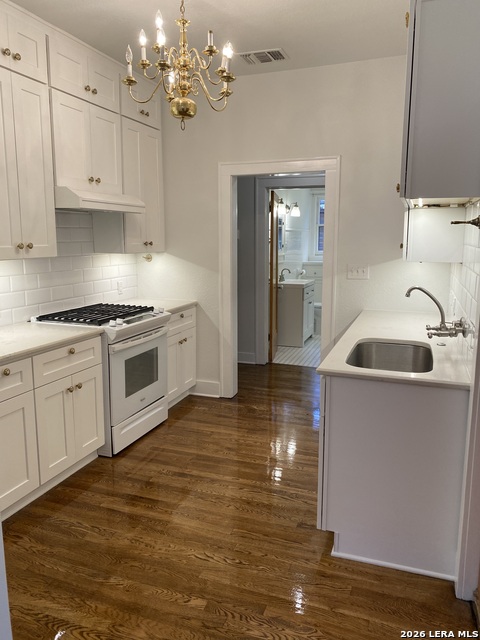 Image 15 of 40 For 322 Furr Dr  